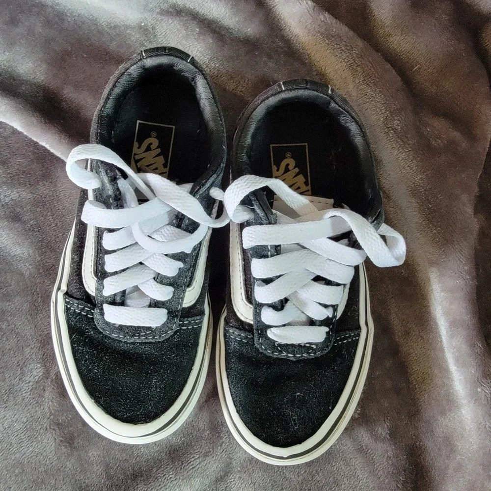 Vans Old Skool Sneakers Kids Size 11 Black Excellent Low Top Skate Shoes